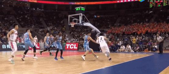 广东新疆加时孟铎绝杀全场回放,cba广东孟铎绝杀