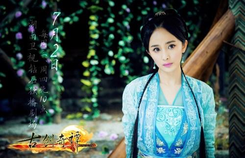 杨幂经历过的辛酸史,杨幂经历过口碑两极反转吗