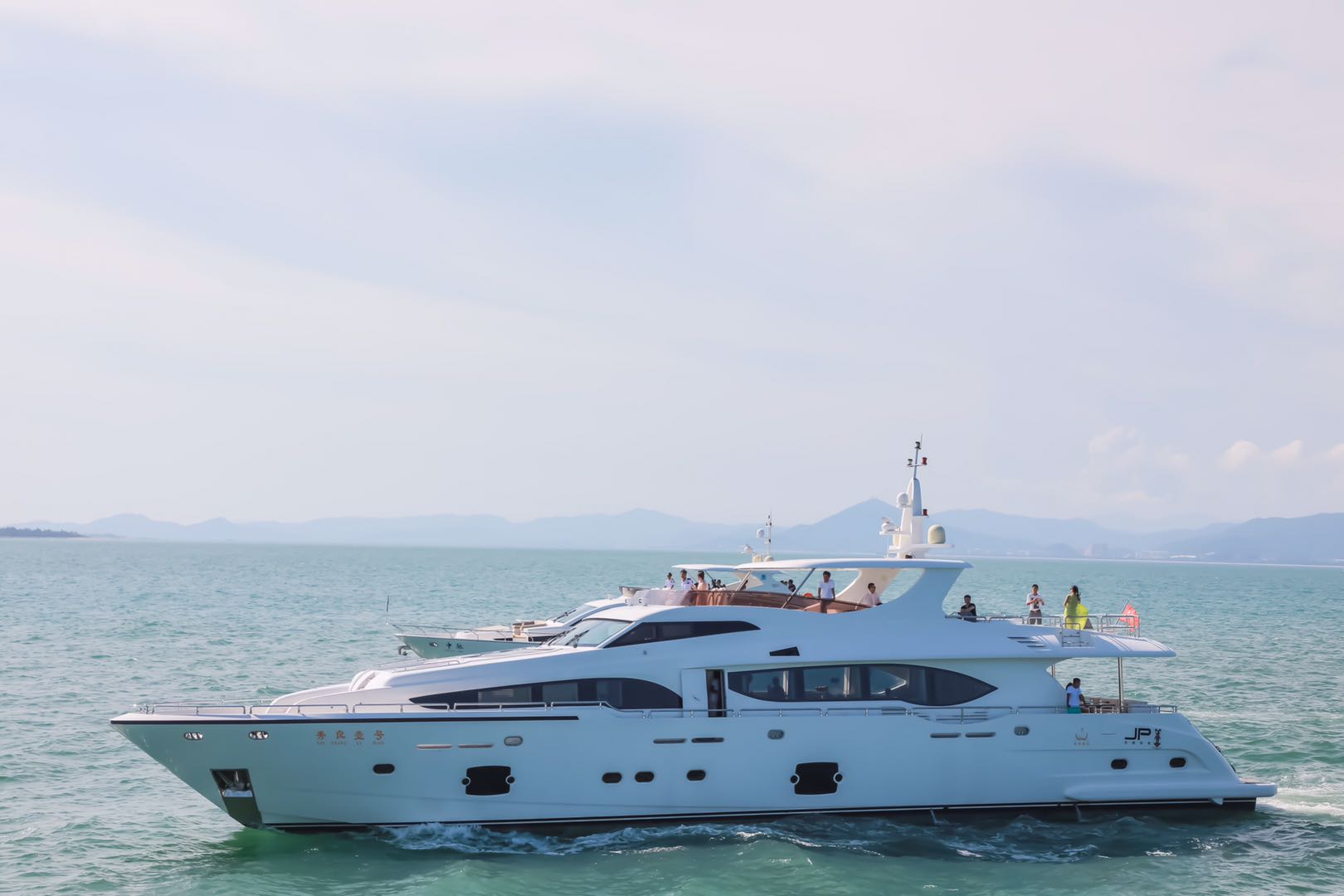 三亚豪华游艇晕船吗,晕船三亚游艇能玩吗