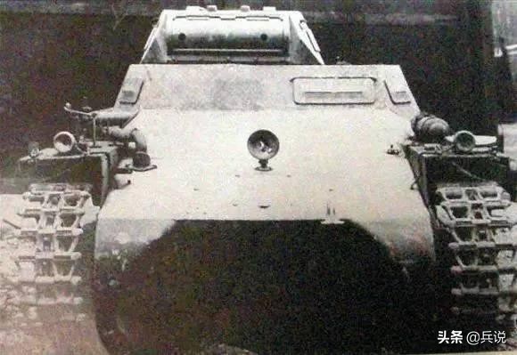 312坦克放弃逃生，南京单挑日军，杜聿明不信，呵呵一笑