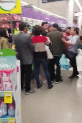 澳华孕妇IGA超市买奶粉被辱！店员道歉又改口，真相居然……谁之过