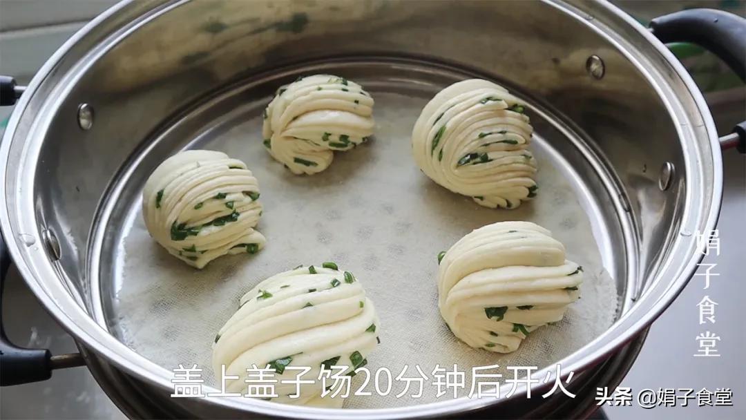 简单的花卷的做法拧法,简单花卷的几种拧法图解