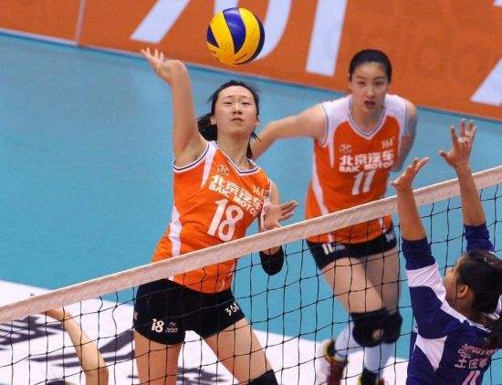 曾经的女排女神,在“私密”部位纹身遭黑,现在越来越好