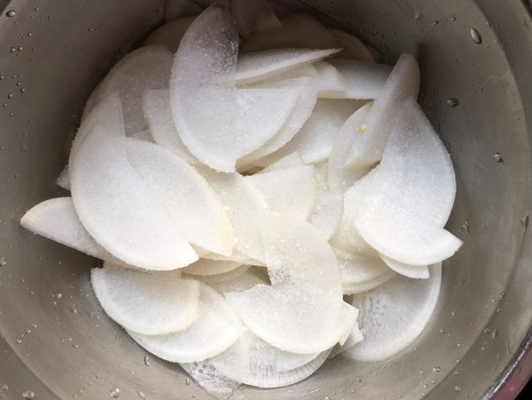 早餐白萝卜煮鸡蛋减脂,白萝卜怎么做好吃不放肉