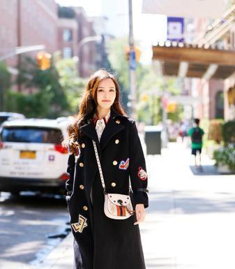 coach蔻驰当季流行款式,coach蔻驰包包明星同款