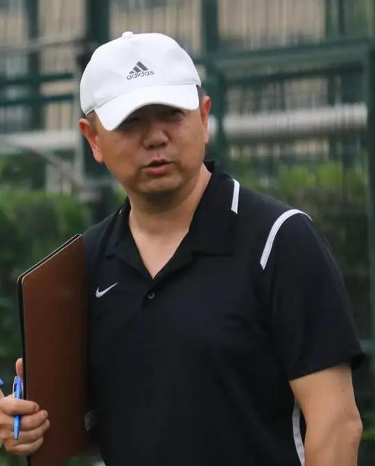 悦动青少年训练营,悦动锋尚足球精英训练营