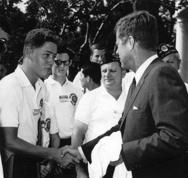 绝版合影视频完整版,80年代怀旧合影图片大全