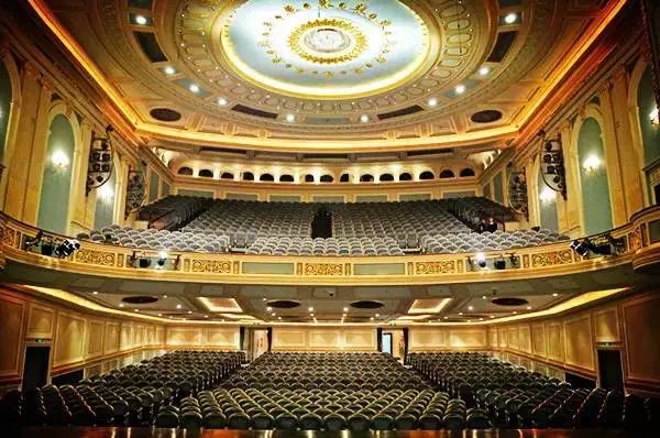 上海依然是那个令人骄傲的上海,上海是上海人的骄傲