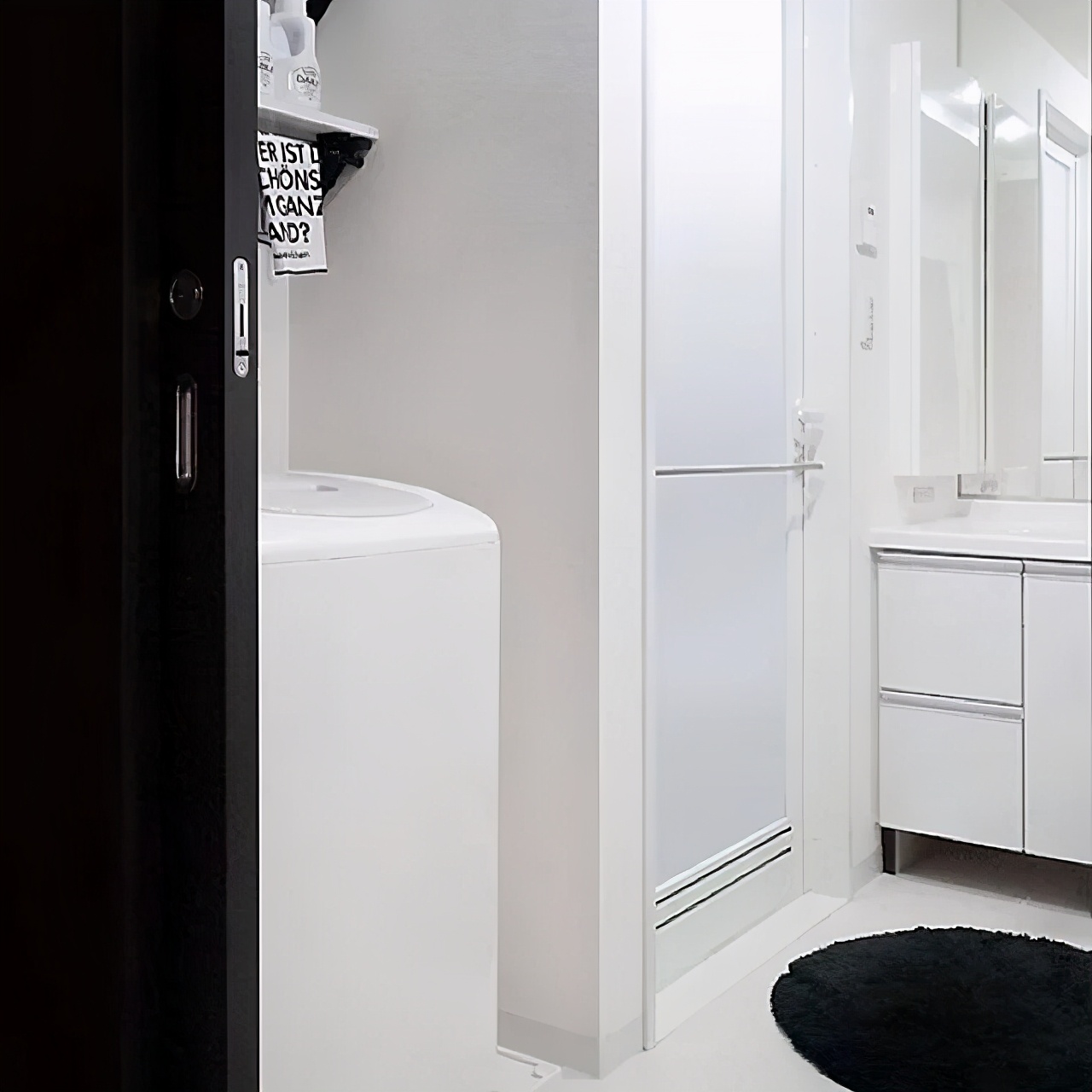 爱了这两间性冷淡系小户型,网友:这才叫一个人的豪宅