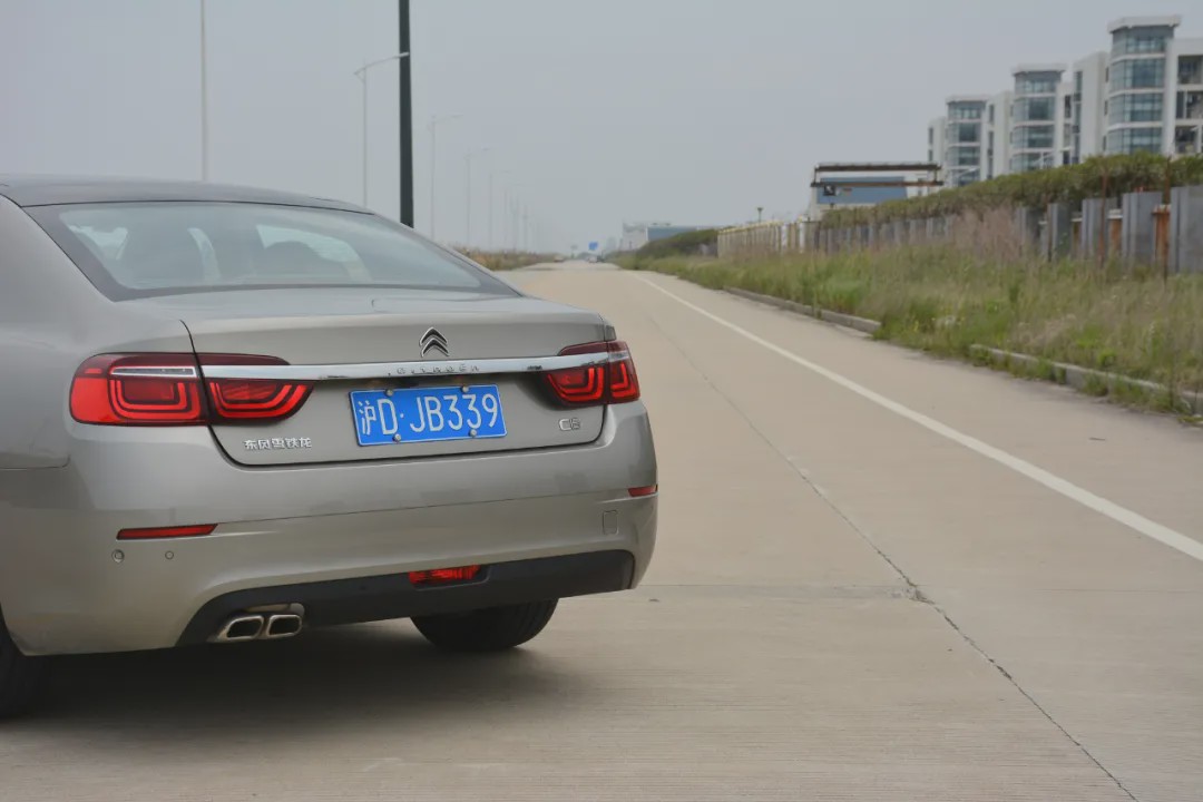 为什么很多人最后还是选择燃油车,为什么都买雪铁龙c6