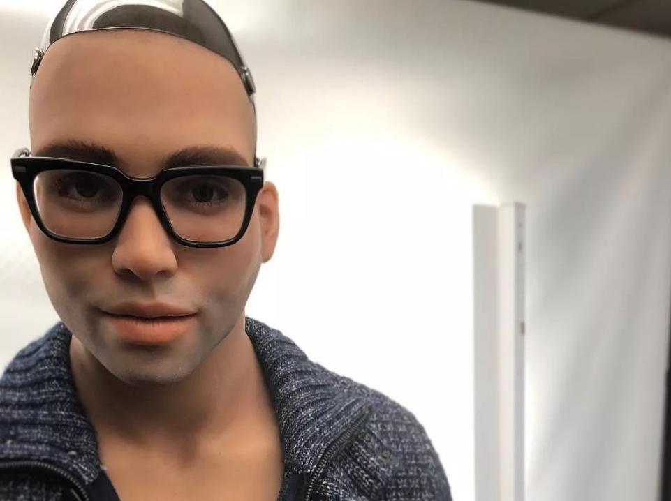 男性机器人引热议,大家对男性机器人有什么看法