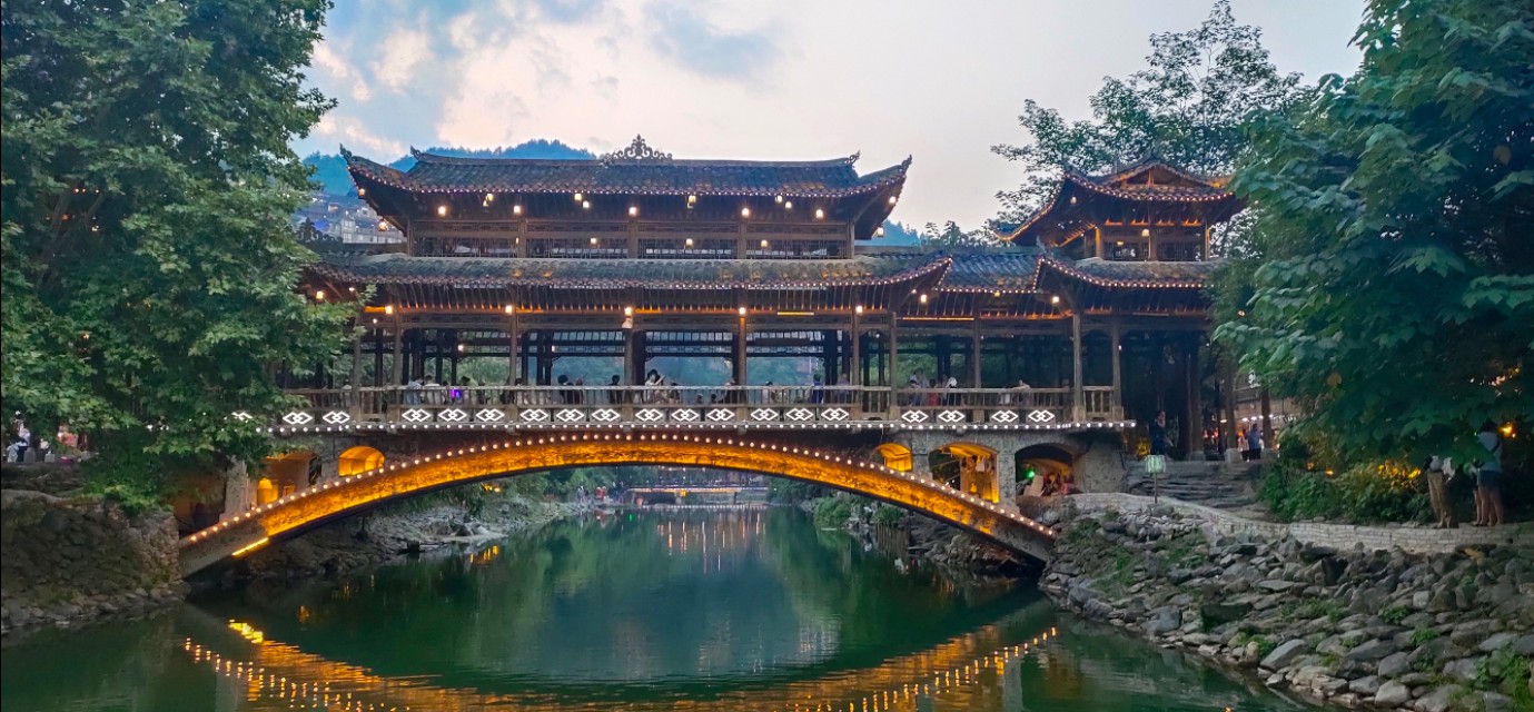 他（她）对你怎么样？下列情况，看看他的表现！