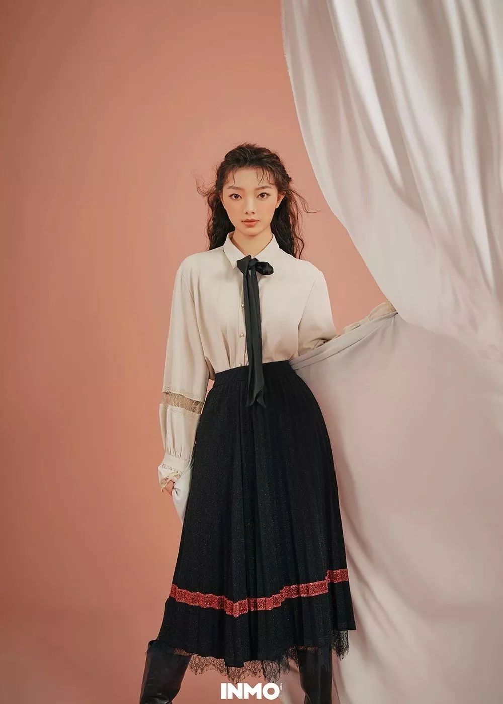 你与明星的差距只差一个墨镜,你和明星之间的差别