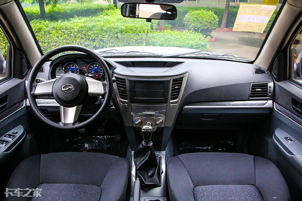 如何选13万元以下的柴油四驱皮卡,十万左右四驱性价比高的皮卡车