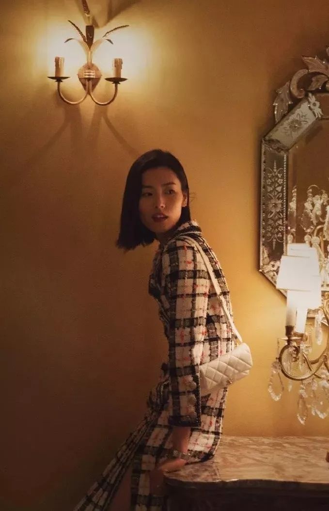 跟着欧阳娜娜拍校服写真,虞书欣欧阳娜娜赵露思鞠婧祎白鹿