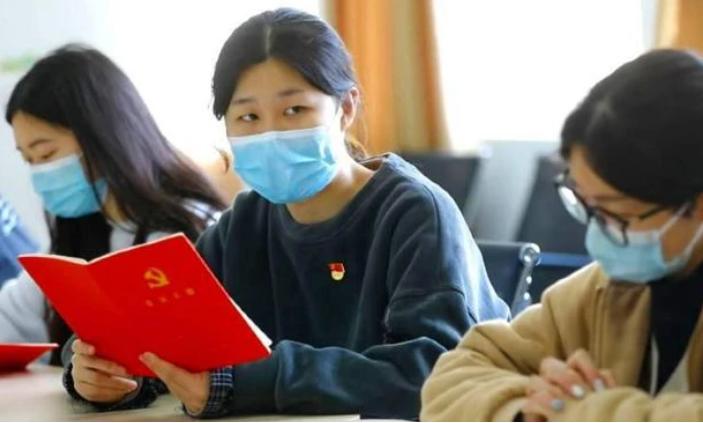 大学没入党工作了要重新入吗,大学期间没有当上党员会怎样