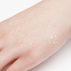 干燥肌肤该如何正确的补水保湿,修护干燥敏感肌肤的产品