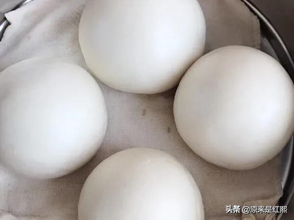 馒头开盖塌陷的原因,馒头塌陷的原因及解决方法