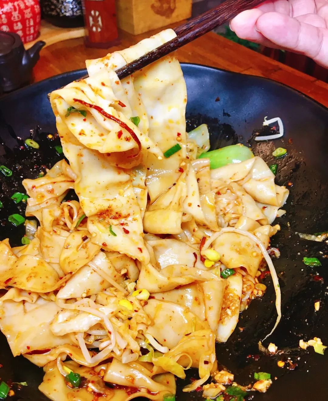 一碗小面一把青菜,一碗小面二个小菜