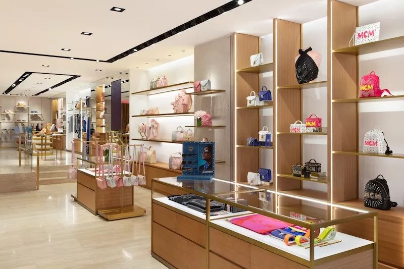 从濒临倒闭到年营收25万,从濒临倒闭到市值266亿