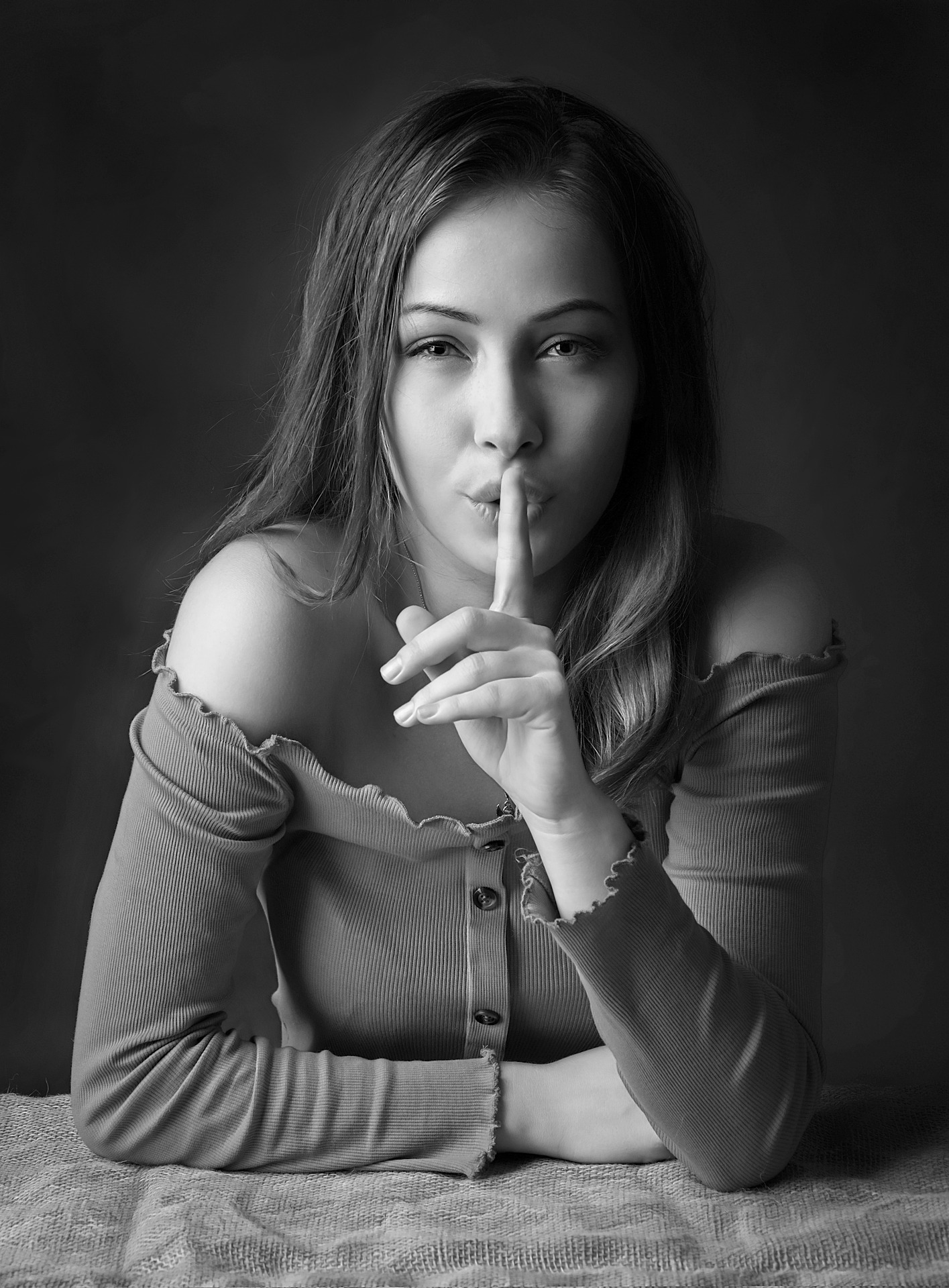 小孩子喜欢伸舌头教育视频,最近小孩最是爱伸舌头