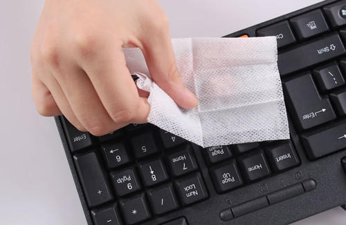 机械键盘怎么清理灰尘与杂物,机械键盘能拆开清理吗