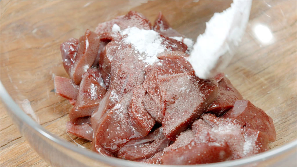 猪肝怎么炒好吃又嫩猪肝怎么清洗,猪肝千万别生吃图