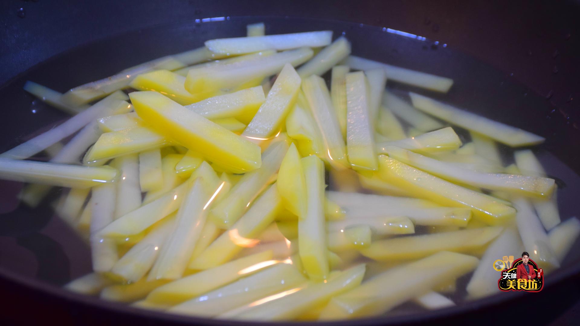 想吃炸薯条不费油怎么做,怎么做薯条酥脆又好吃