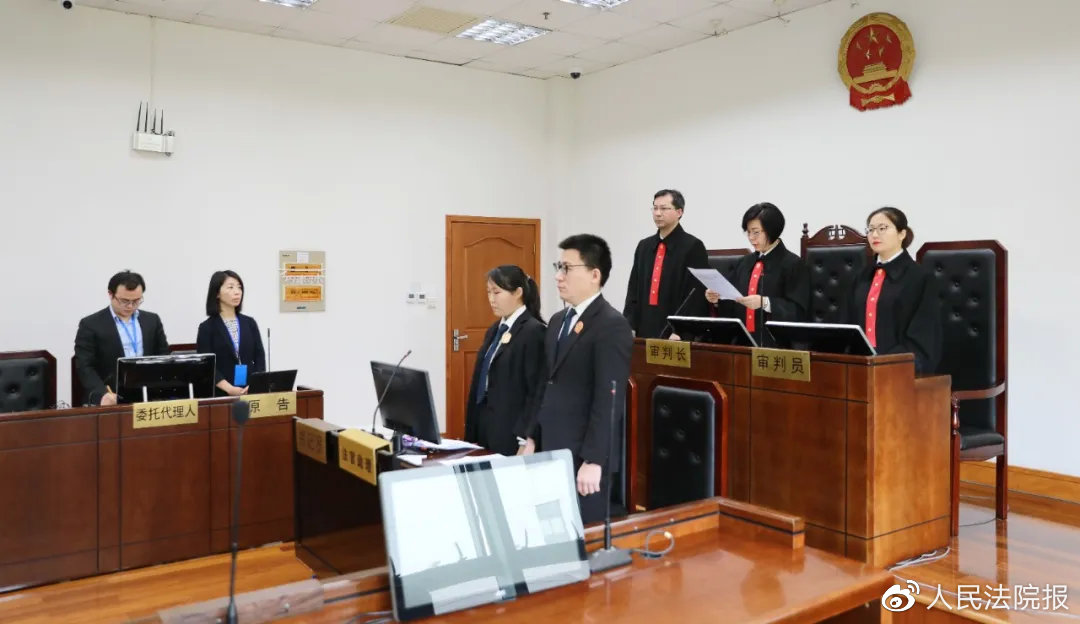 NewBalance为N与NEW•BARLUN“扭打”上法庭，一审获赔1080万