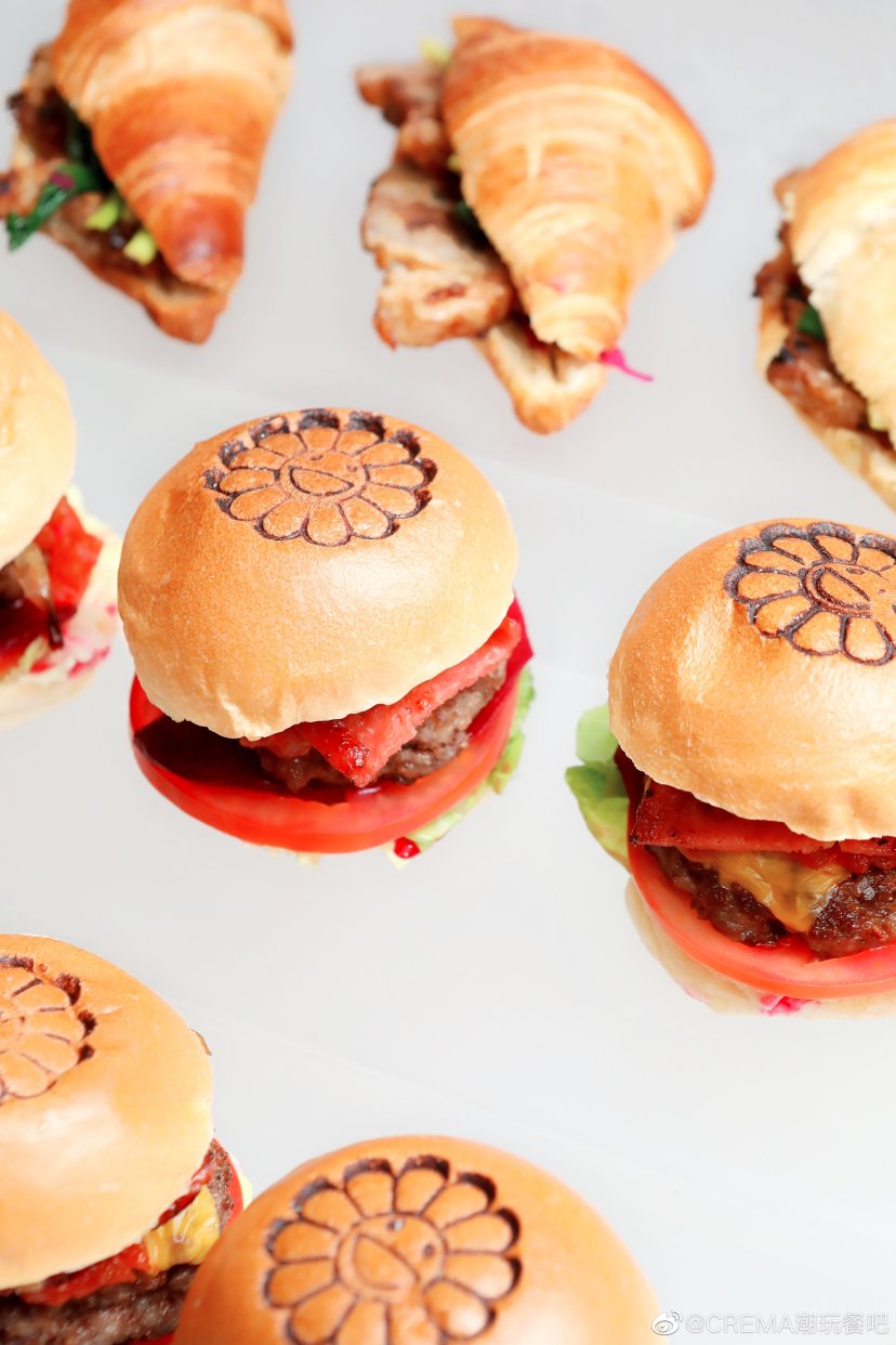 二次元打卡馆,二次元御宅族