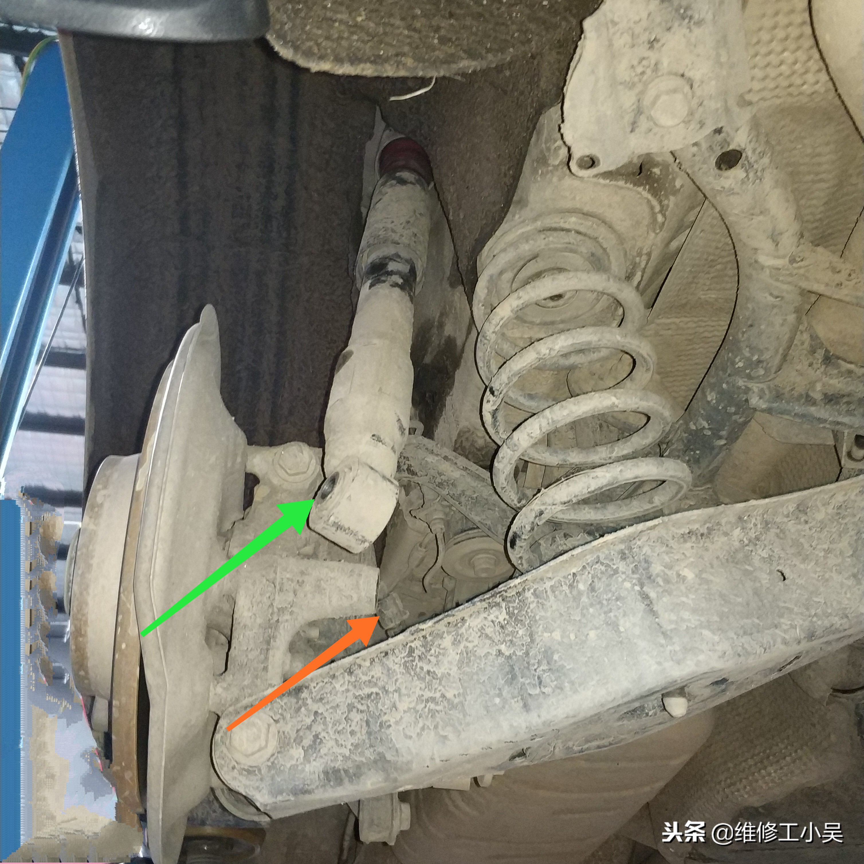 减震器缓冲胶坏了不换什么影响,减震器坏了换一个还是换一对合适