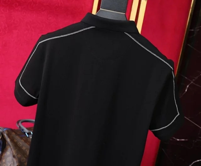 陨落的英国服装巨头：来到中国竟成平民品牌，2年赚10亿东山再起