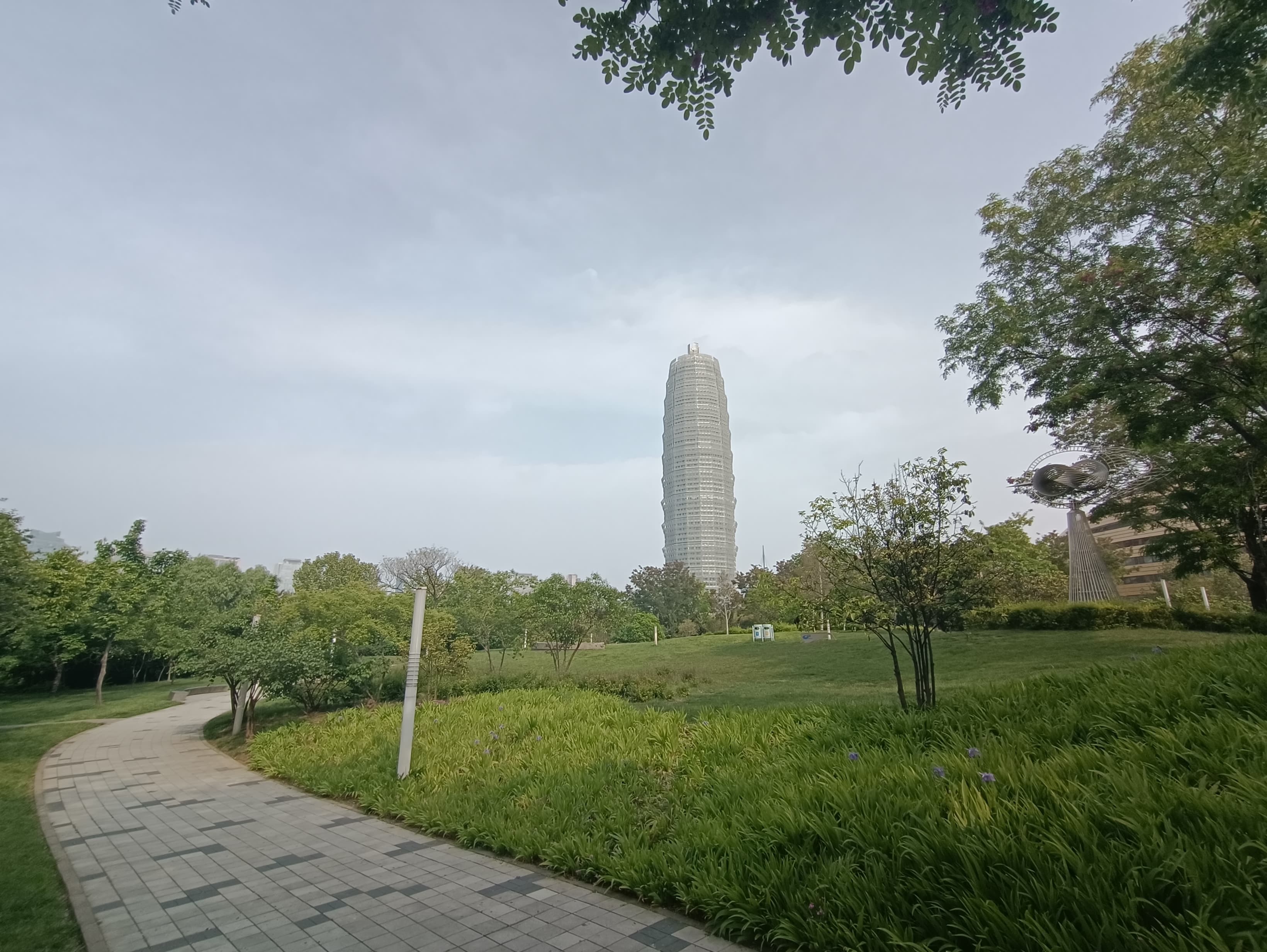 k40游戏增强版发布会评测,k40游戏增强版评测对比k40续航