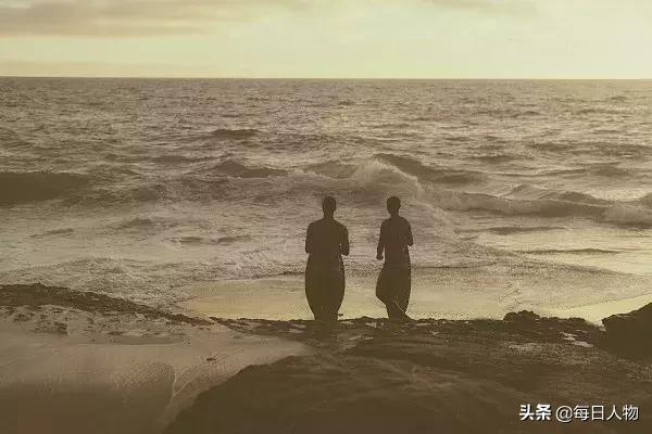 那些触目惊心的家庭秘密：出轨、离婚，重男轻女，自己非父母亲生