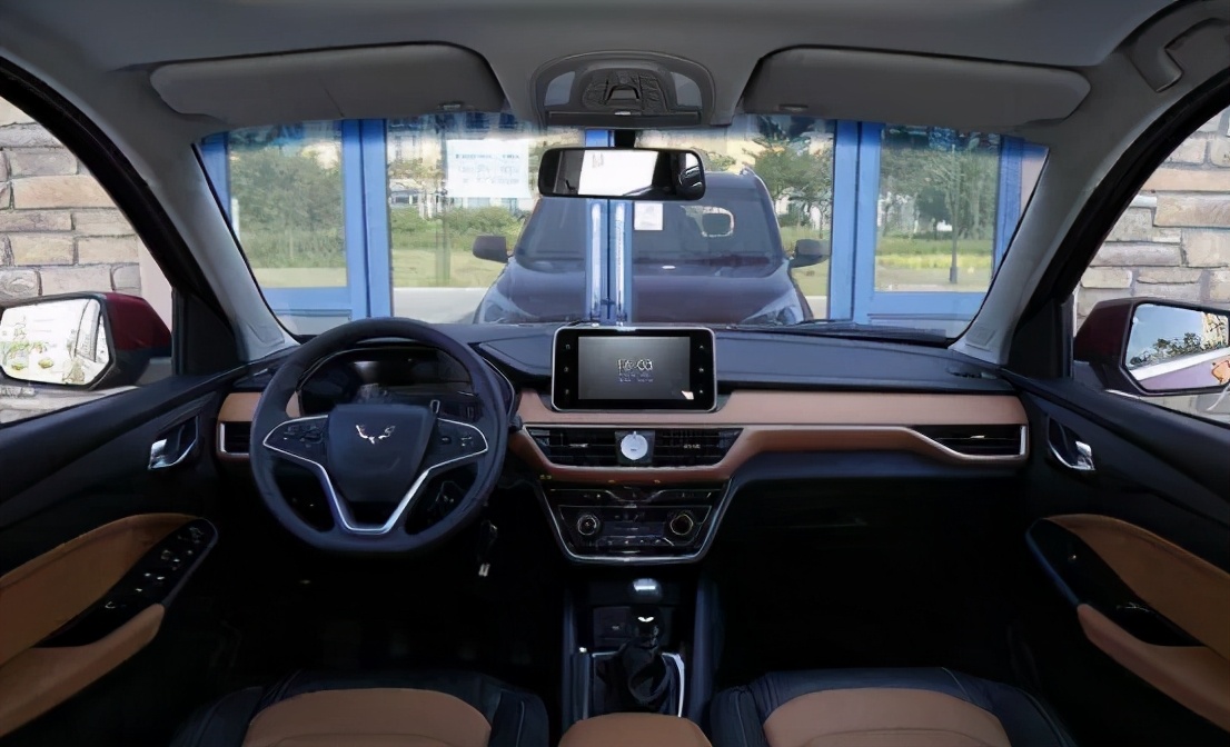 2022年新款五菱宏光s3豪华商务版,五菱宏光s3与宝骏730哪个值得购买