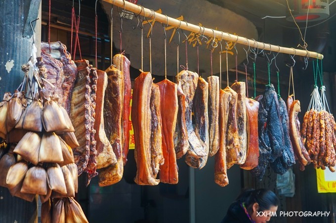 成都本地人去的最好吃的美食,中国姑娘吃成都美食