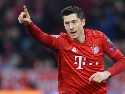 莱万多夫斯基绝对巨星,莱万多夫斯基两球难救主