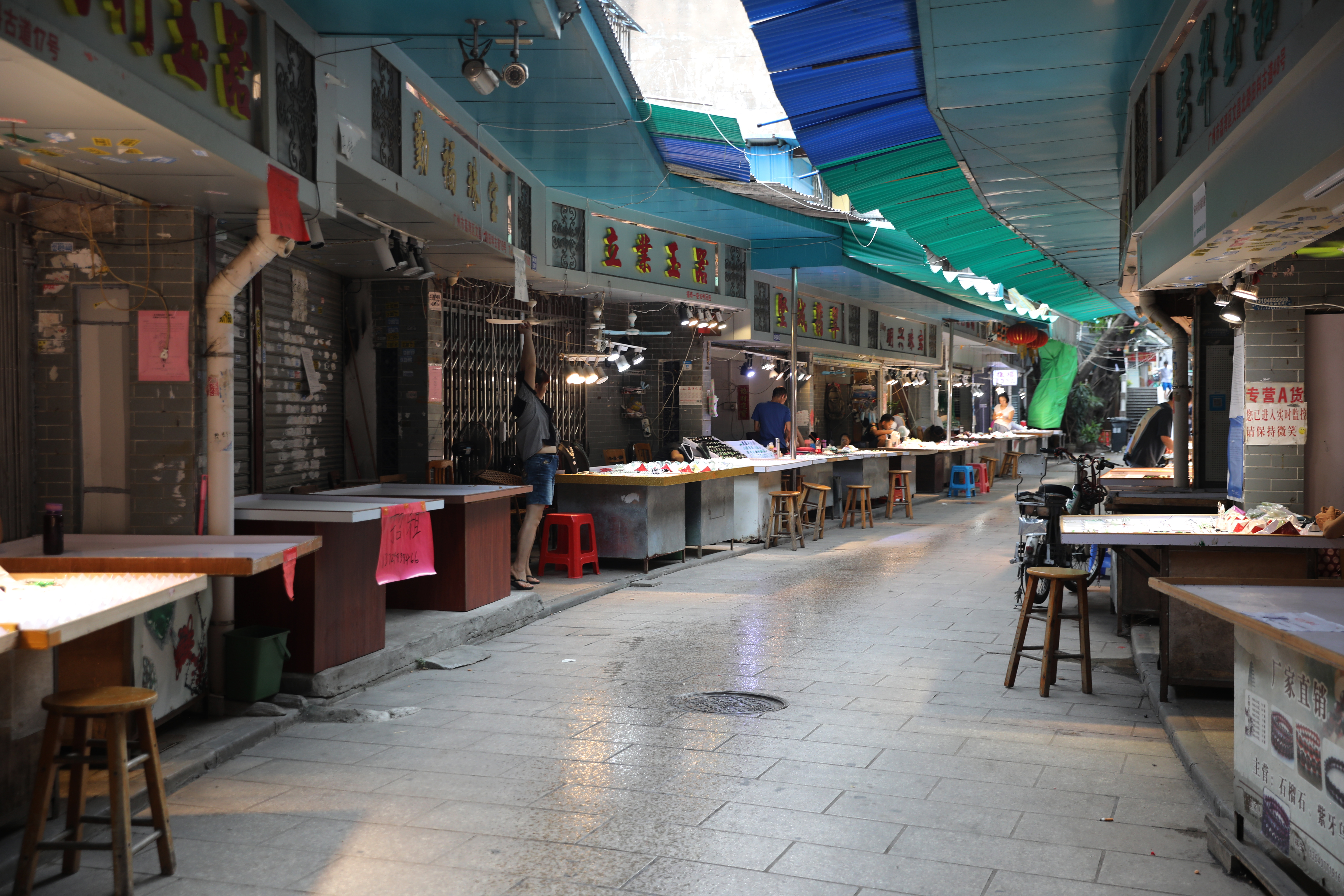 广州玉器街附近,广州玉器市场里面的玉多少钱