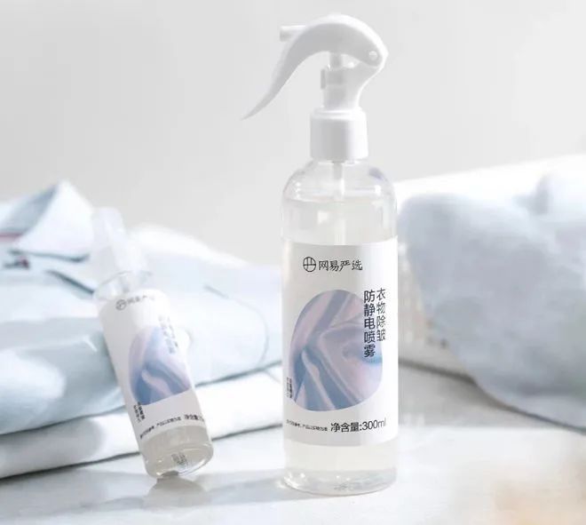 一到冬天沙发就长满隔夜衣？明明花几块钱就能解决