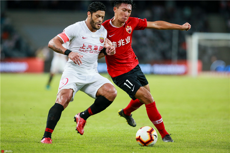 鲁能泰山中超第十轮,北京中赫国安对战山东鲁能泰山