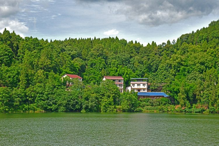 涔愯嚦鑽疯姳鎽勫奖浣滃搧娆ｈ祻,涔愯嚦鍗拌薄鎽勫奖