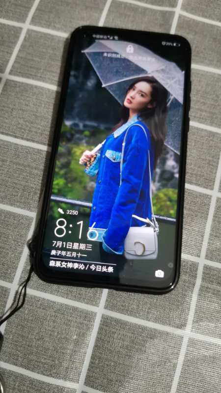 智能手机进水如何处理,智能手机进水后闪屏怎么处理