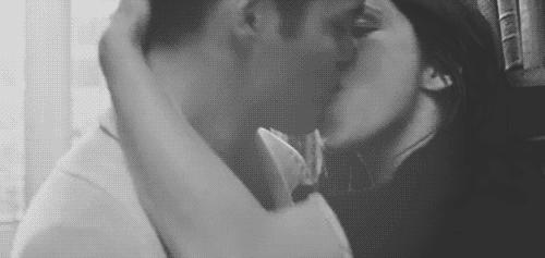 产后不良情绪如何排解,产后如何处理家庭关系