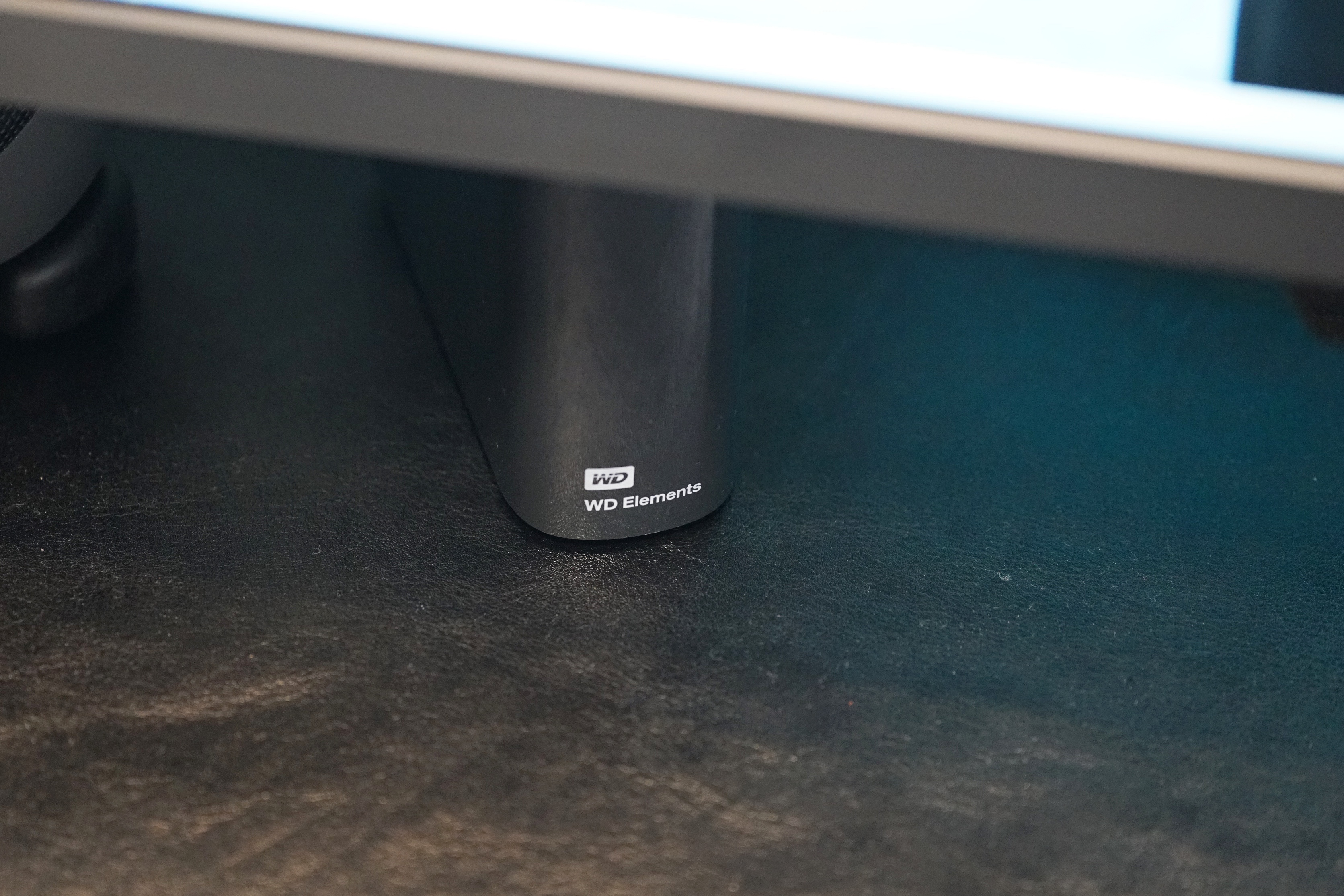 一个中年男人最后的“自留地”—晒晒我的桌面好物