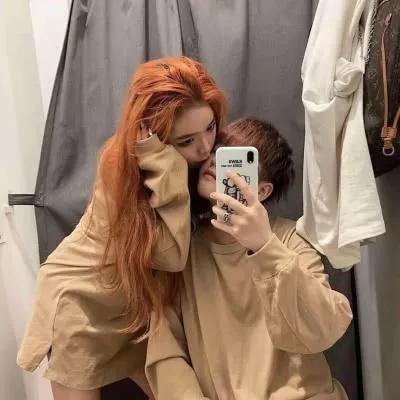 向女朋友索吻的正确方法,怎么让女朋友主动索吻