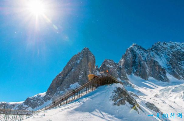 中国最美的10大名山,中国最美的地方十大景点