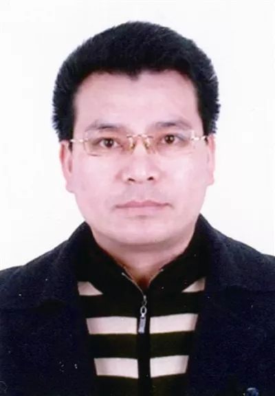 向广大患者致以新春的问候,向全国广大医务者祝贺医师节