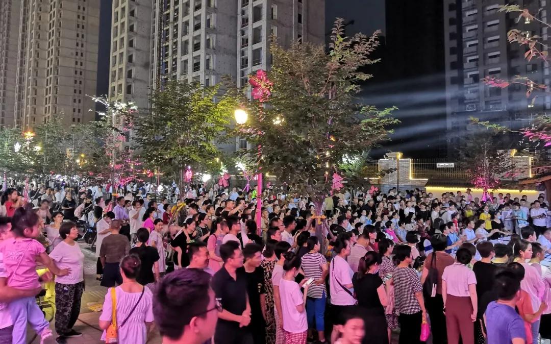 消费红包、惊喜礼品等你拿！今晚七点相约花语路，精彩预告看这里