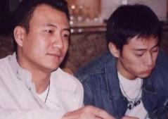 爱情长跑6年，刘烨转身娶外国人，谢娜选择了不如自己的张杰