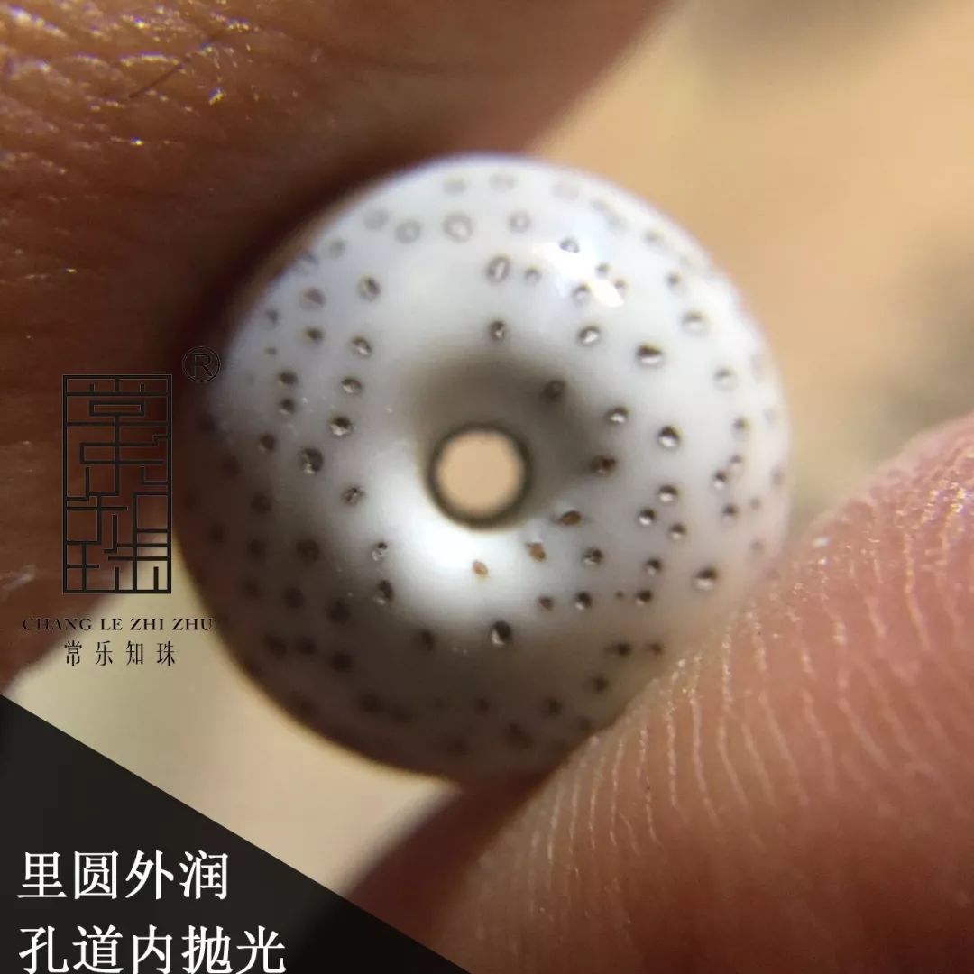 文玩星月孔道镶嵌金管,文玩星月绳结